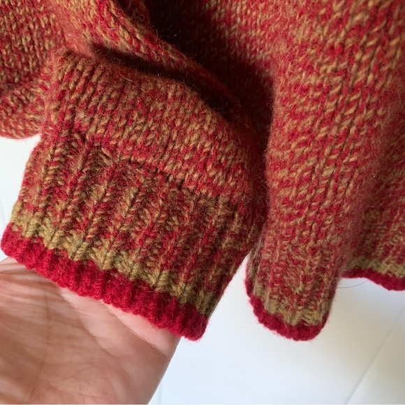 Vintage Van Heusen 100% Shetland Red Wool Sweater - Picture 7 of 7